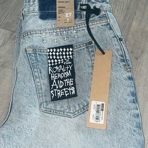 MKSUBI HIGH-RISE POINTER
KARMA JEANS